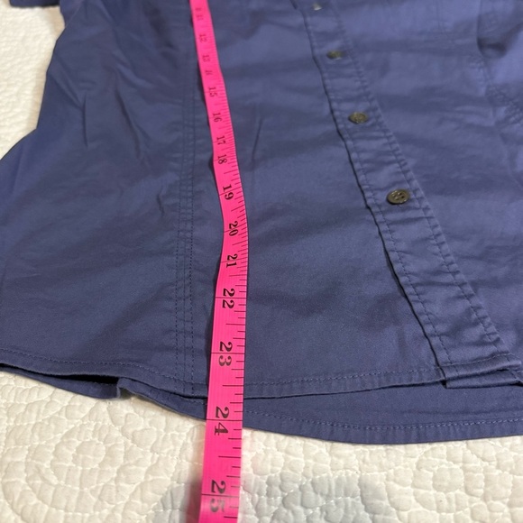 Theory Blue Button Down Shirt Classic Tailored Fit cotton blend size M - Picture 9 of 9